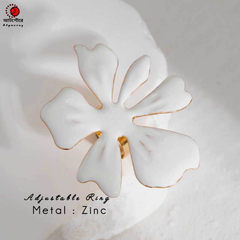 Elegant Flower Ring - Image 4